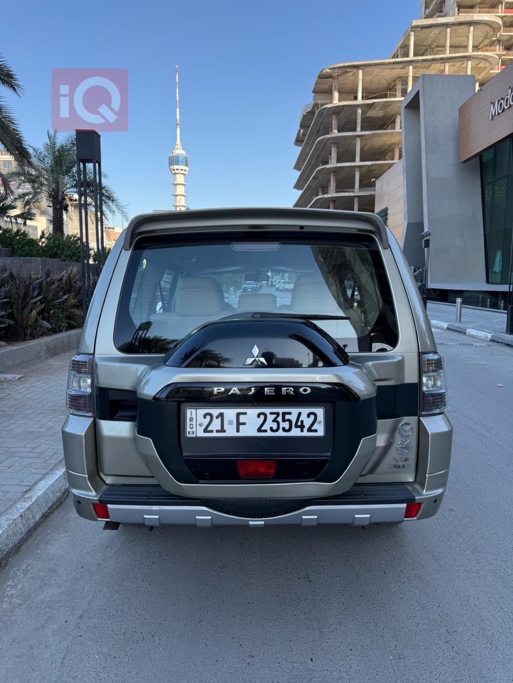 ميتسوبيشي باجيرو